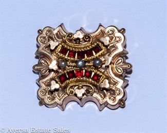 VICTORIAN BROOCHES