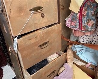 Vintage Steamer Doll Trunk with Hand made doll clothes and other miscellaneous items .............