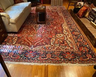 Hand knotted Persian Heriz rug.
9’7”x14’