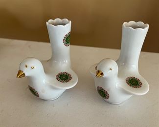 Bareuther Waldsassen Bavaria bird vases