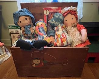 Holly Hobbie dolls and vintage wooden toybox