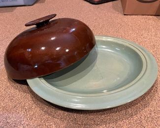 Vintage Red Wing covered casserole....