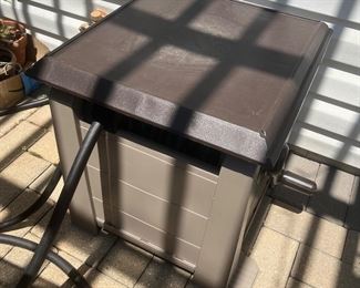 Hose reel box