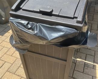 Suncast outdoor garbage can
