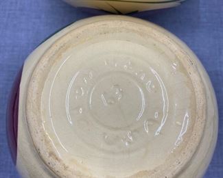Watt Pottery Apple Mixing Bowl Set (NOTE: LARGE CRACK ON SMALLEST BOWL)