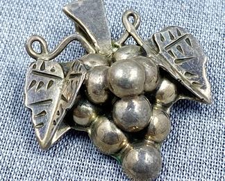 925 Taxco Mexico Grape Cluster Brooch