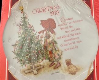 Holly Hobbie Christmas 1978 Plate