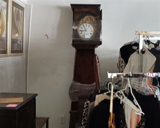 Grandfather clock needs repair