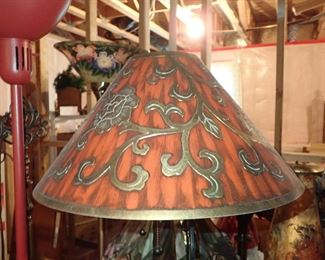 LAMP GOLD / RED