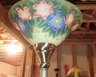 PAINTED FLOOR LAMP