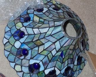 STAINED GLASS SHADE