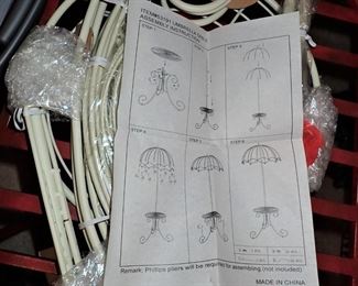 METAL LAMP AND TABLE