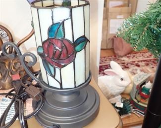 STAINED GLASS CYLINDER