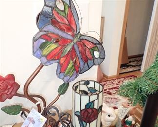 STAINED GLASS BUTTERFLY