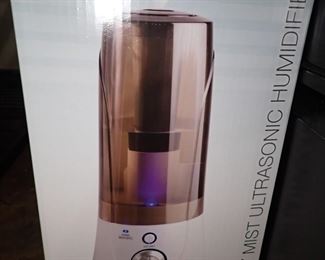 HUMIDIFIER