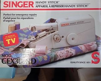 SEWING MACHINE HAND HELD