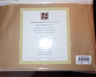 SHEETS - BLANKETS - PILLOWS - PILLOW CASES