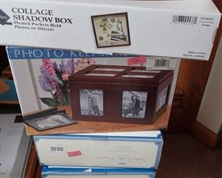 WALL ART 100'S TO CHOOSE FROM