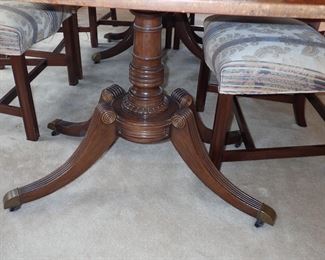 EXCEPTIONAL DINING TABLE WITH DETAILED CHAIRS AND LEAVES