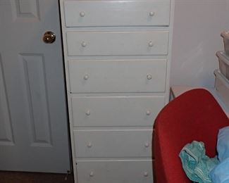 TALL DRAWERED DRESSER
