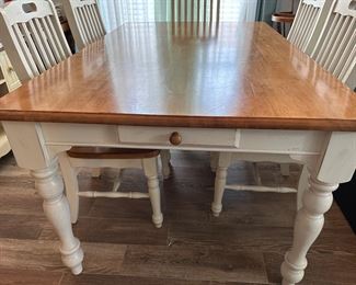 Farm style table w/ 6 chairs