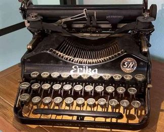 Vintage Erica Typewriter