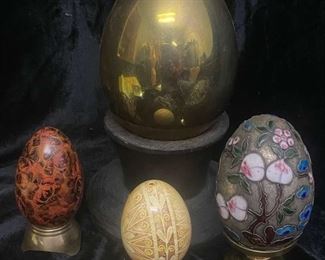 Collectible eggs
