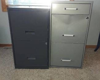 2 metal File cabinets