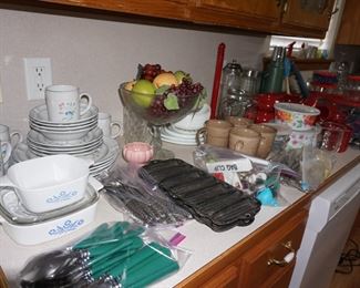 Corning Ware, cast iron, dishes