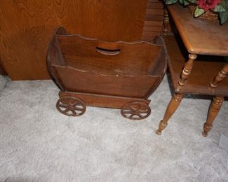 wagon magazine rack
