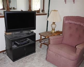 chair, TV, TV cabinet, lamp, decor