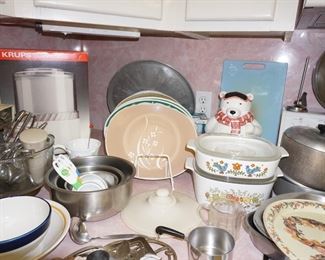 Corning Ware, Ice cream maker, bowls