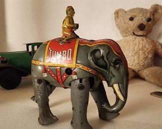 Awesome metal Jumbo the Elephant key wound antique toy