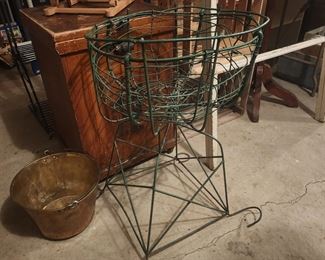Very cool iron wire plant stand
