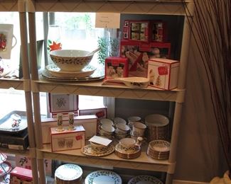 Huge set of Lenox "Holiday" dishes, plus lots of serving pieces