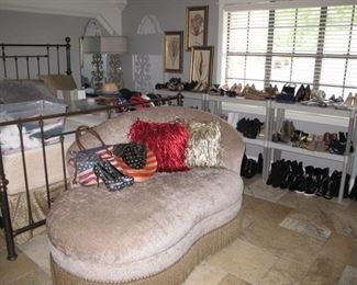 Lovely chaise lounge