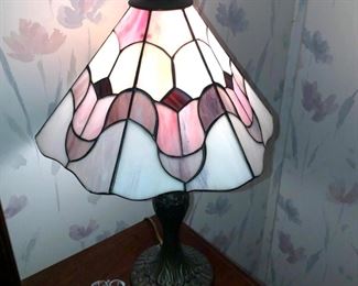 Stained glass lamp