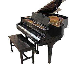 
Lot 512
Beautiful Knabe black lacquer baby grand piano with bench in good condition

