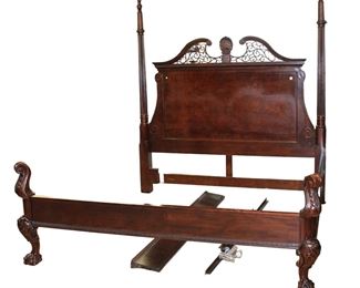 
Lot 561
Century Furniture fancy burl mahogany king size bed with rails approx. 83" w x 90" d x 90" h
