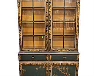 
Lot 627
Vintage Asian decorated 1pc china cabinet
