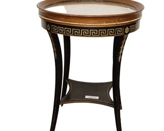 
Lot 774
Regency style 2pc serving stand
