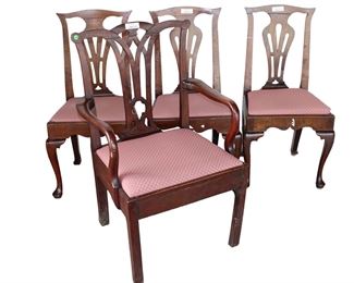 
Lot 792
Set of 4 antique solid mahogany chairs
