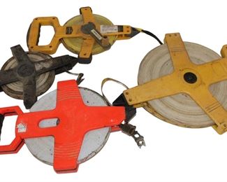 
Lot 809
4 tape measures
