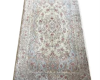 
Lot 813
Vintage 2' 10" x 5' Karastan Kirman rug
