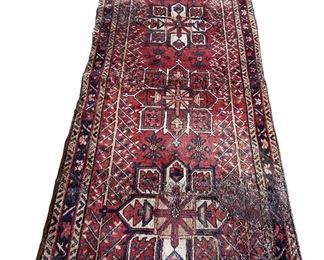 
Lot 815
Semi antique hand stitched rug needs cleaning
