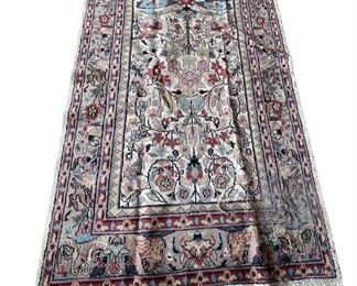
Lot 817
Vintage hand stitched wool rug needs cleaning
