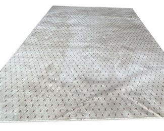 
Lot 823
Masland Rug Collection 9'x 12' room size rug
