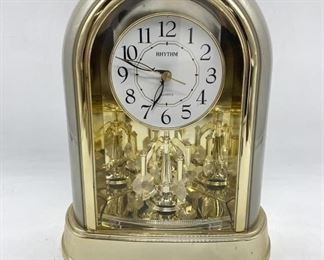 Rhythm Table Quartz Clock