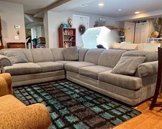 SECTIONAL SLEEPER SOFA