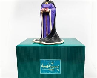 DISNEY COLLECTIBLES IN BOXES